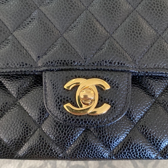 Chanel medium classic flap bag black caviar - Picture 5 of 15
